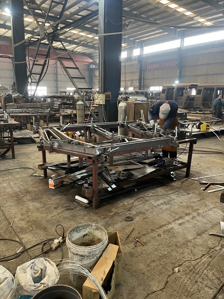 扬州众智汽配所有的模具及夹具-5