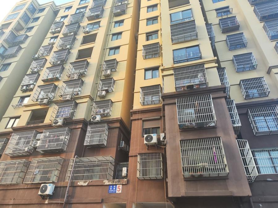 丁沟镇金城紫郡5幢703室-2