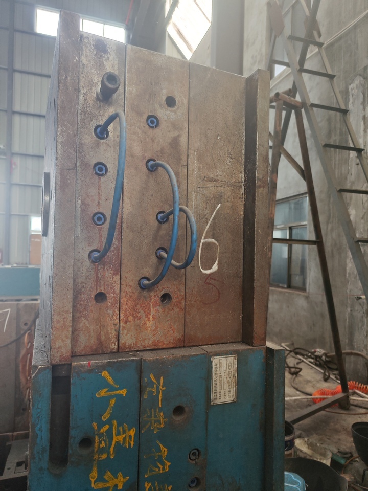 门护板总成模具11个-6