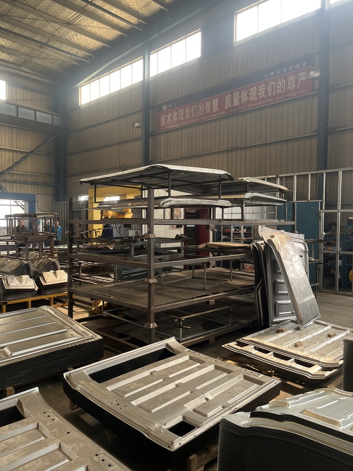 扬州众智汽配所有的模具及夹具-6