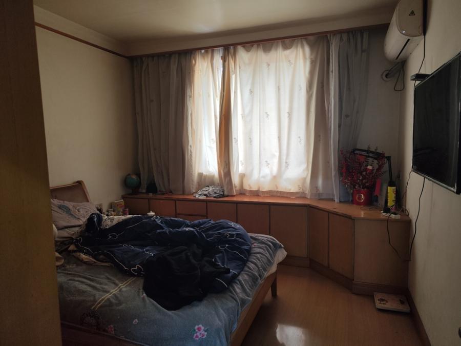 龙城花苑1幢303室-4