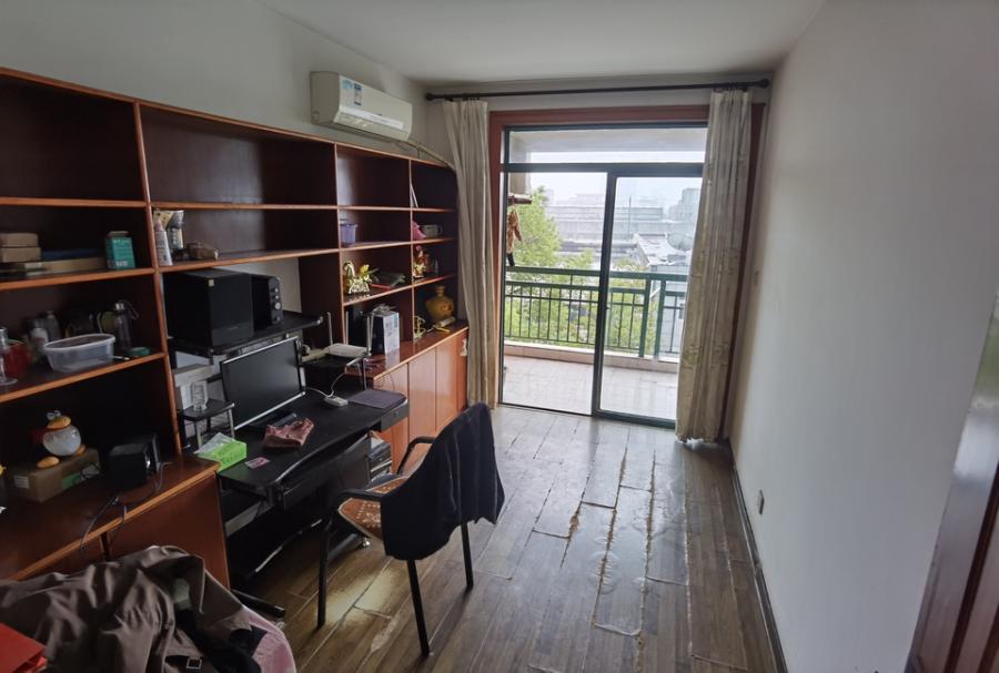 江都区时代华庭4幢304室-3